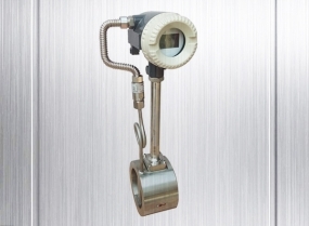 选择蒸汽流量计时，有哪些因素需要考虑？