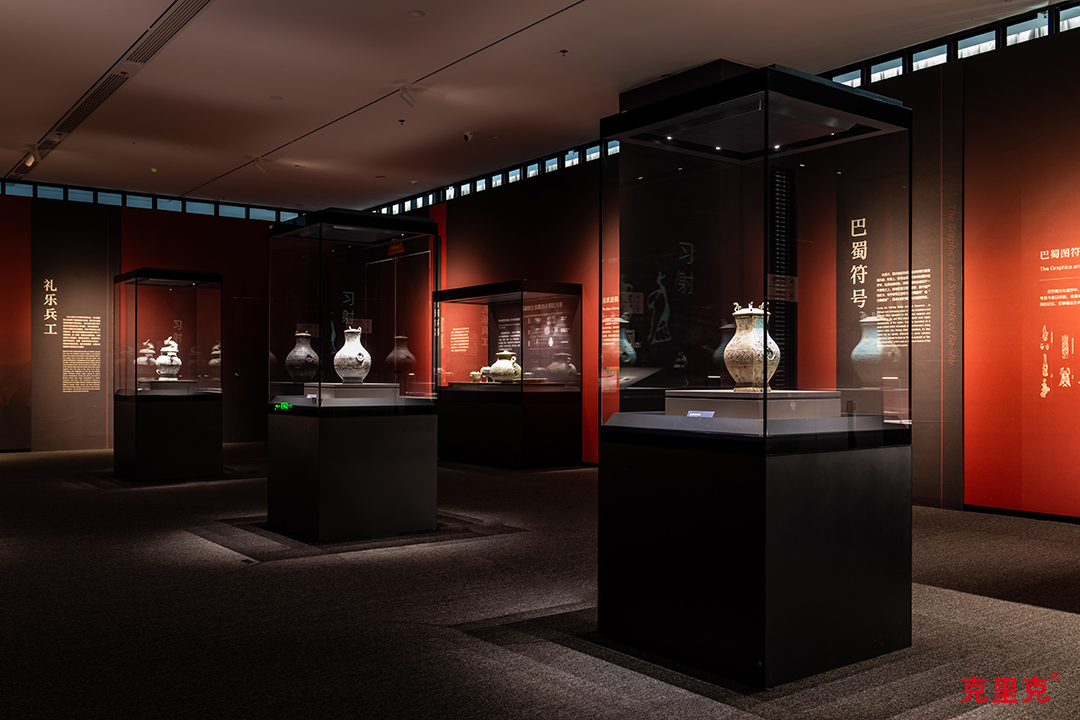 1740967785189455.jpg 三星堆与金沙的神秘魅力再现_克里克展柜